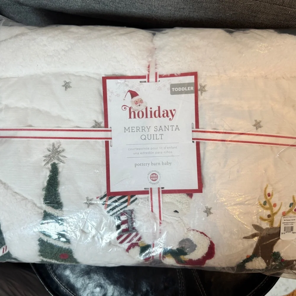 Pottery Barn Kids Merry Santa Baby Quilt